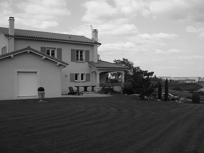 Photo de l'existant avant l'extension d'une maison individuelle à Saint Paul en Jarez dans la Loire. Architecte : Pierre Scodellari, architecte DPLD Loire - Atelier sc-a architecte Lyon et région Rhône-Alpes